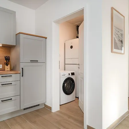 Apartment Vista 9, Neu, Eg Mit Terrasse Und Eingezaeuntem Garten